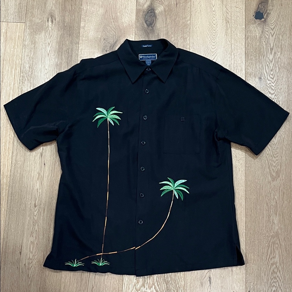 Men's Shortsleeve Button-Down Shirt